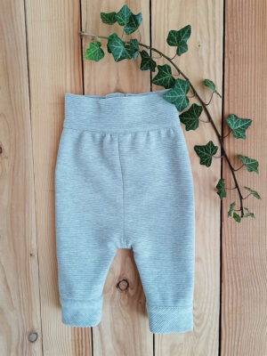 Lange Hose mit hohem Bund